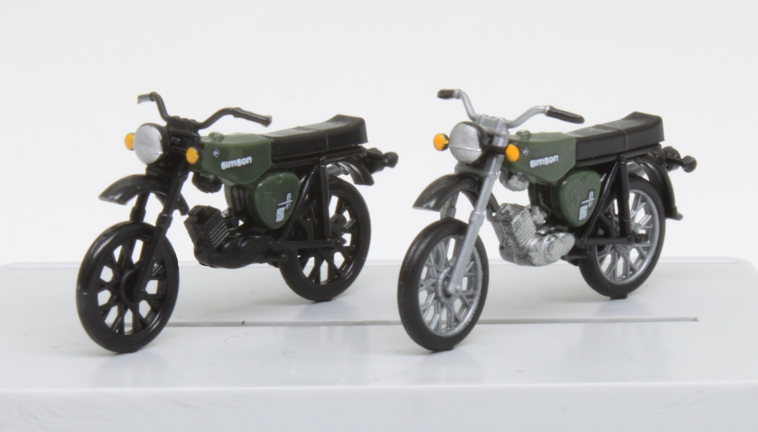 Kleinmodell_H0_S51_NVA_Enduro